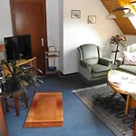 Gaestehaus Hahnenkrug בית הארחה