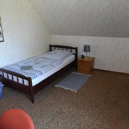 Gaestehaus Hahnenkrug בית הארחה Lottorf